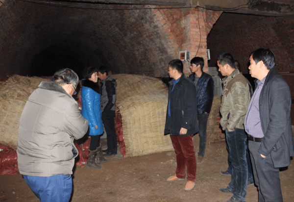 ׯ�к���Ϸ(�й�)�ɷ����޹�˾-����