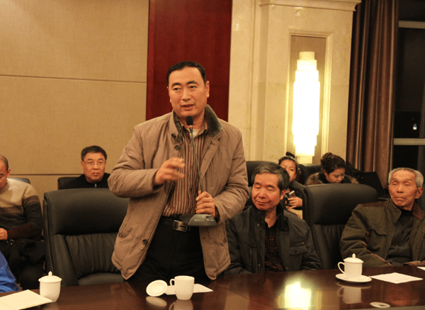 ׯ�к���Ϸ(�й�)�ɷ����޹�˾-����