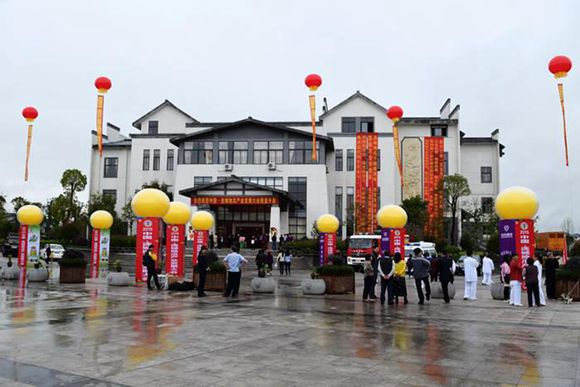 Á¬³ÇµØ¹Ï¹¤ÒµÉú³¤´ó»á ׯÏкÍÓÎÏ·(Öйú)¹É·ÝÓÐÏÞ¹«Ë¾-¹ÙÍø