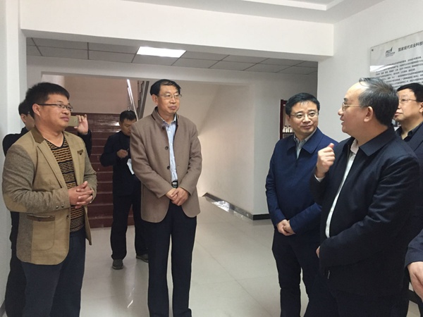 ׯ�к���Ϸ(�й�)�ɷ����޹�˾-����